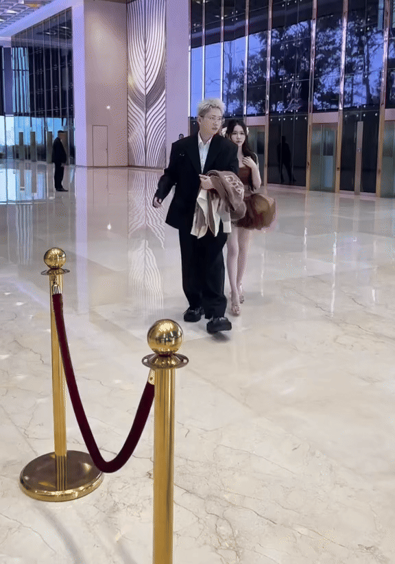 Chân dung hội nàng thơ "thế hệ mới" đang yêu các nam thần Vbiz: Không đòi "danh phận" nhưng sơ hở là lộ hint hẹn hò- Ảnh 16.