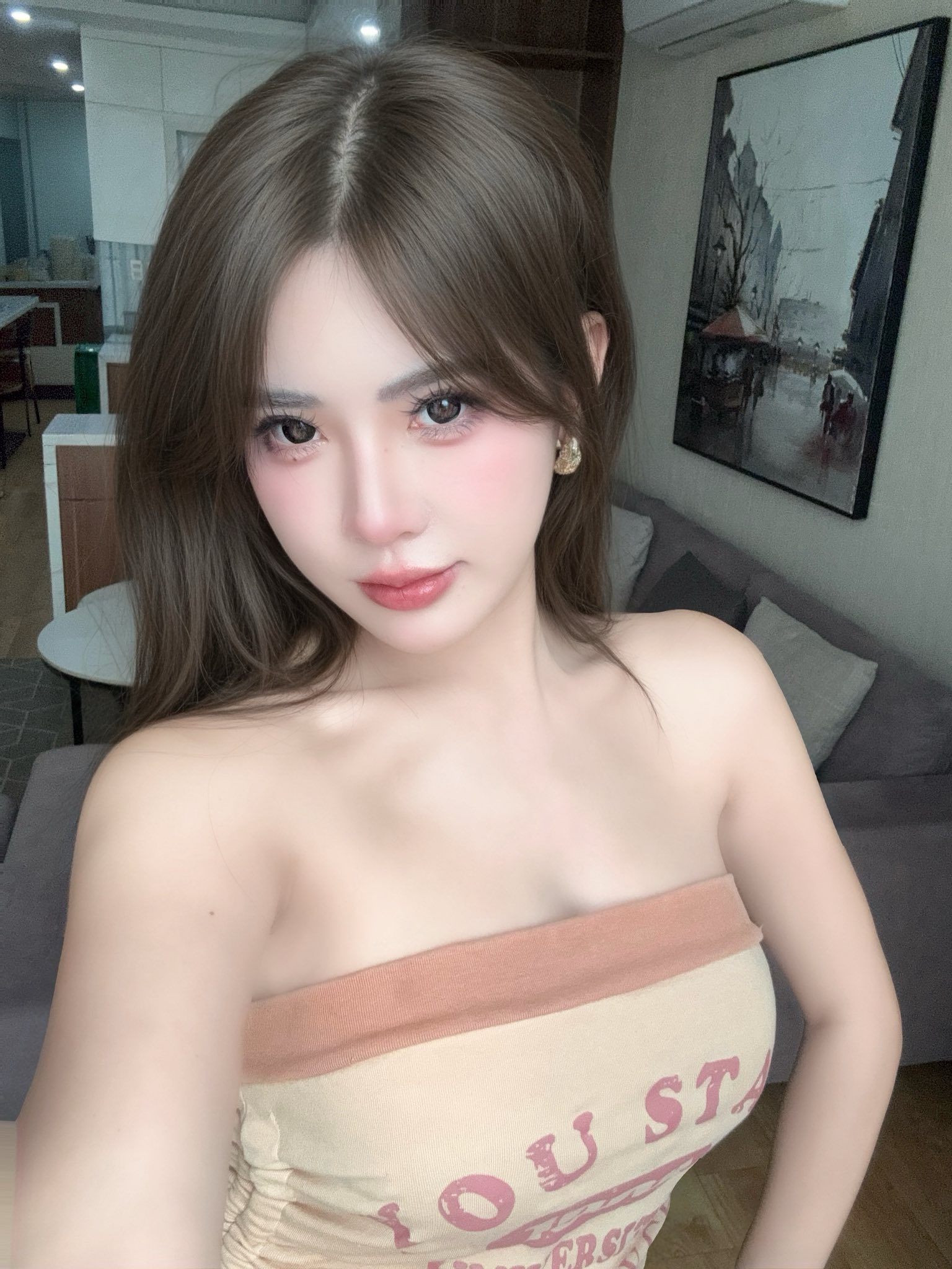 Chán nấu ăn, UNa To Uyen cosplay thành cô thỏ xinh đẹp "hớp hồn" anh em game thủ- Ảnh 5.
