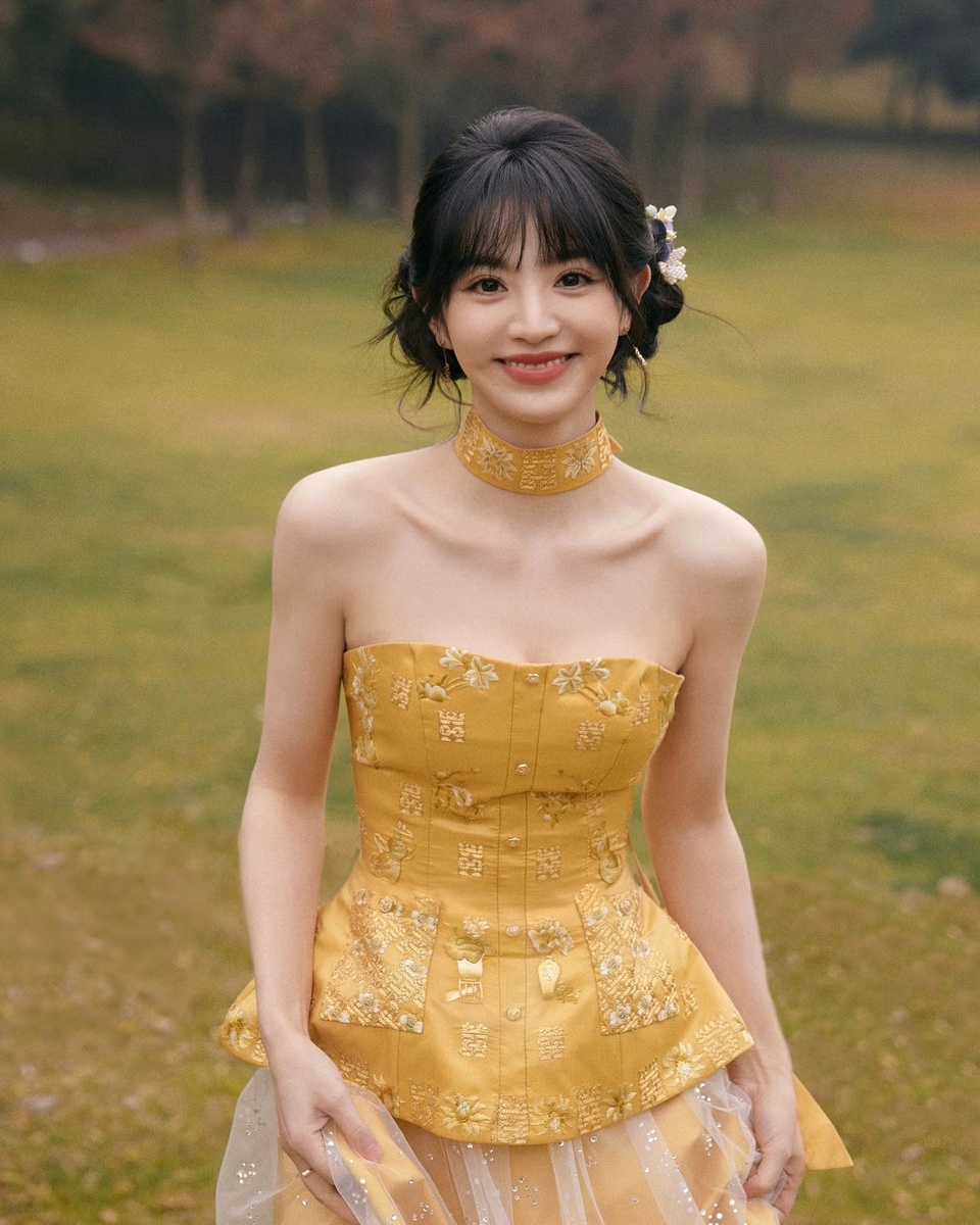 "Mỹ nhân đồ tể" dùng nhan sắc vạn người mê để hồi sinh sự nghiệp sau loạt scandal cạch mặt đồng nghiệp- Ảnh 3.