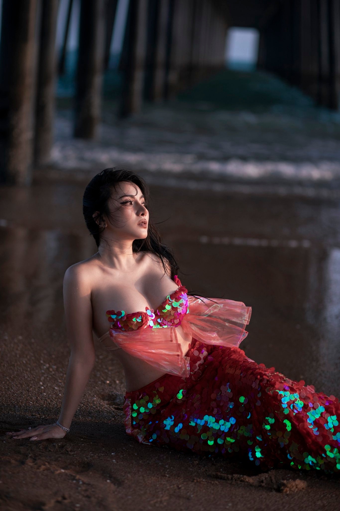 "Biến hình" thành nàng tiên cá, nữ ca sĩ xinh đẹp hút trọn mọi ánh nhìn- Ảnh 2.