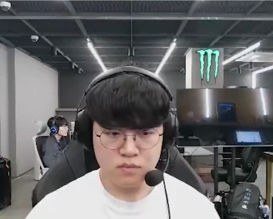 Skin T1 chưa ra mắt, Gumayusi đã tiết lộ thông tin quan trọng- Ảnh 1. Skin T1 chưa ra mắt, Gumayusi đã tiết lộ thông tin quan trọng- Ảnh 1.