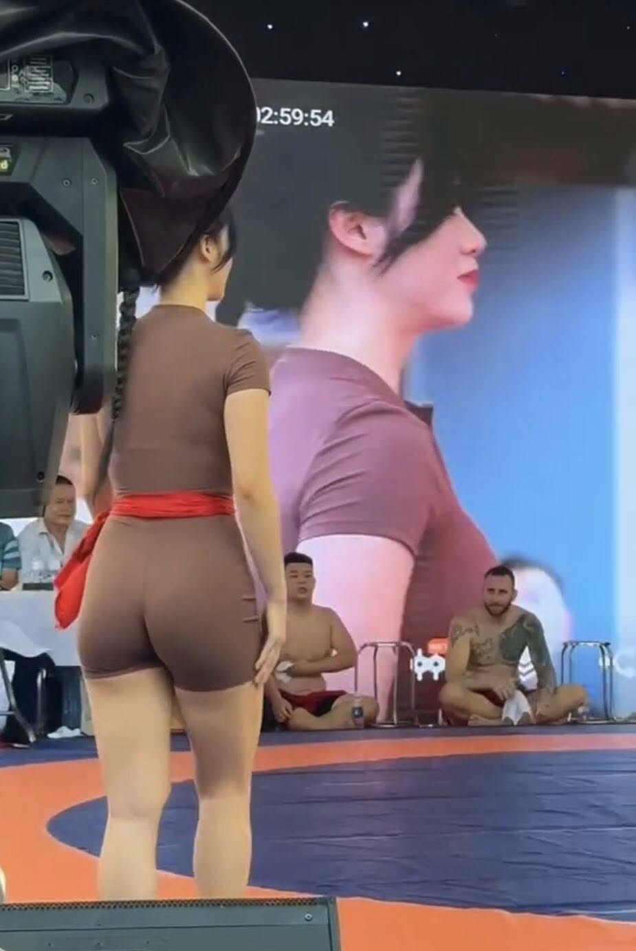 Thực hư câu chuyện hot girl "đô vật" tố bị quấy rối, phản ánh thực trạng đáng báo động của một bộ phận người dùng MXH- Ảnh 1. Thực hư câu chuyện hot girl "đô vật" tố bị quấy rối, phản ánh thực trạng đáng báo động của một bộ phận người dùng MXH- Ảnh 1.