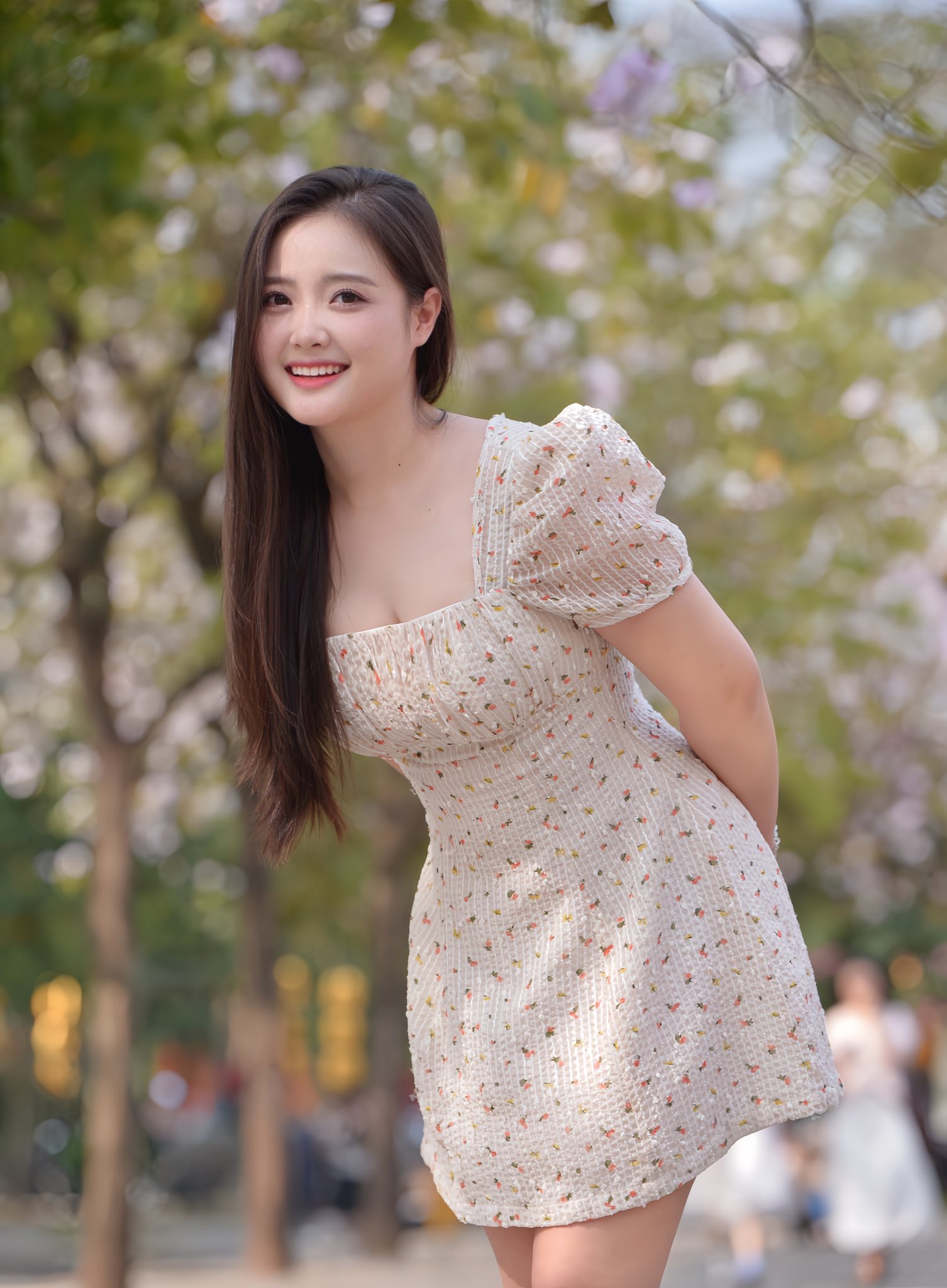 Đón sinh nhật tuổi 23, nữ MC "hớp hồn" người xem với nhan sắc trong trẻo, dịu dàng- Ảnh 2.