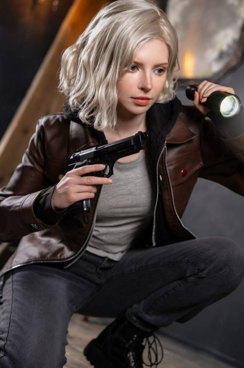 Game bom tấn ra mắt quá thành công, nữ chính bất ngờ có hàng loạt màn cosplay gợi cảm, người chơi ấn tượng mạnh- Ảnh 3.