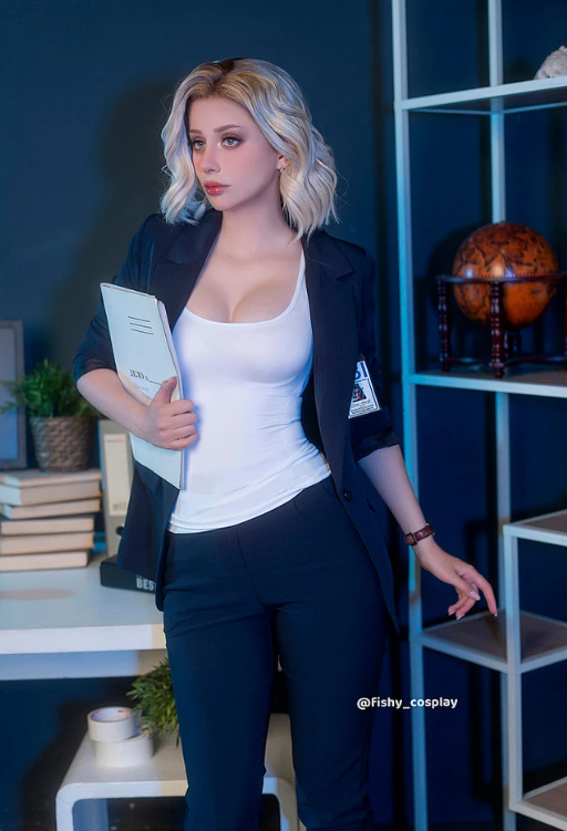 Game bom tấn ra mắt quá thành công, nữ chính bất ngờ có hàng loạt màn cosplay gợi cảm, người chơi ấn tượng mạnh- Ảnh 6.