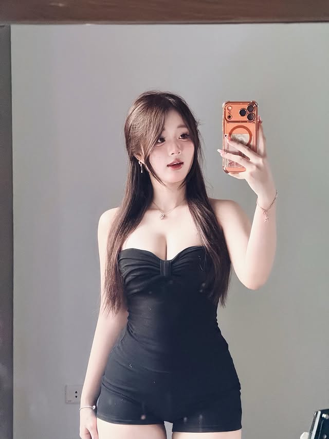 Bình An "mời" fan đi ăn tối, món chính chưa thấy đâu đã khiến người xem phải... "nuốt nước miếng"- Ảnh 6.