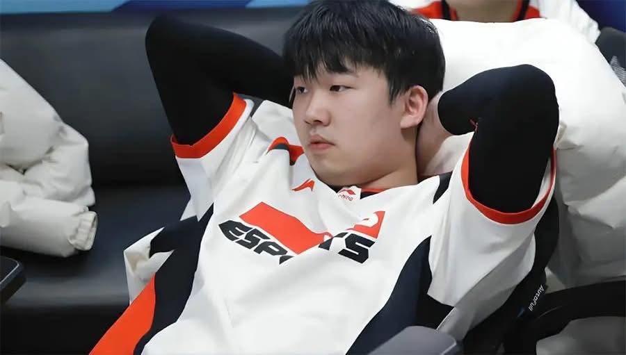 Tuyển thủ vô tình trở thành "nạn nhân" đáng thương nhất drama nghi vấn tiêu cực ở LPL- Ảnh 1.