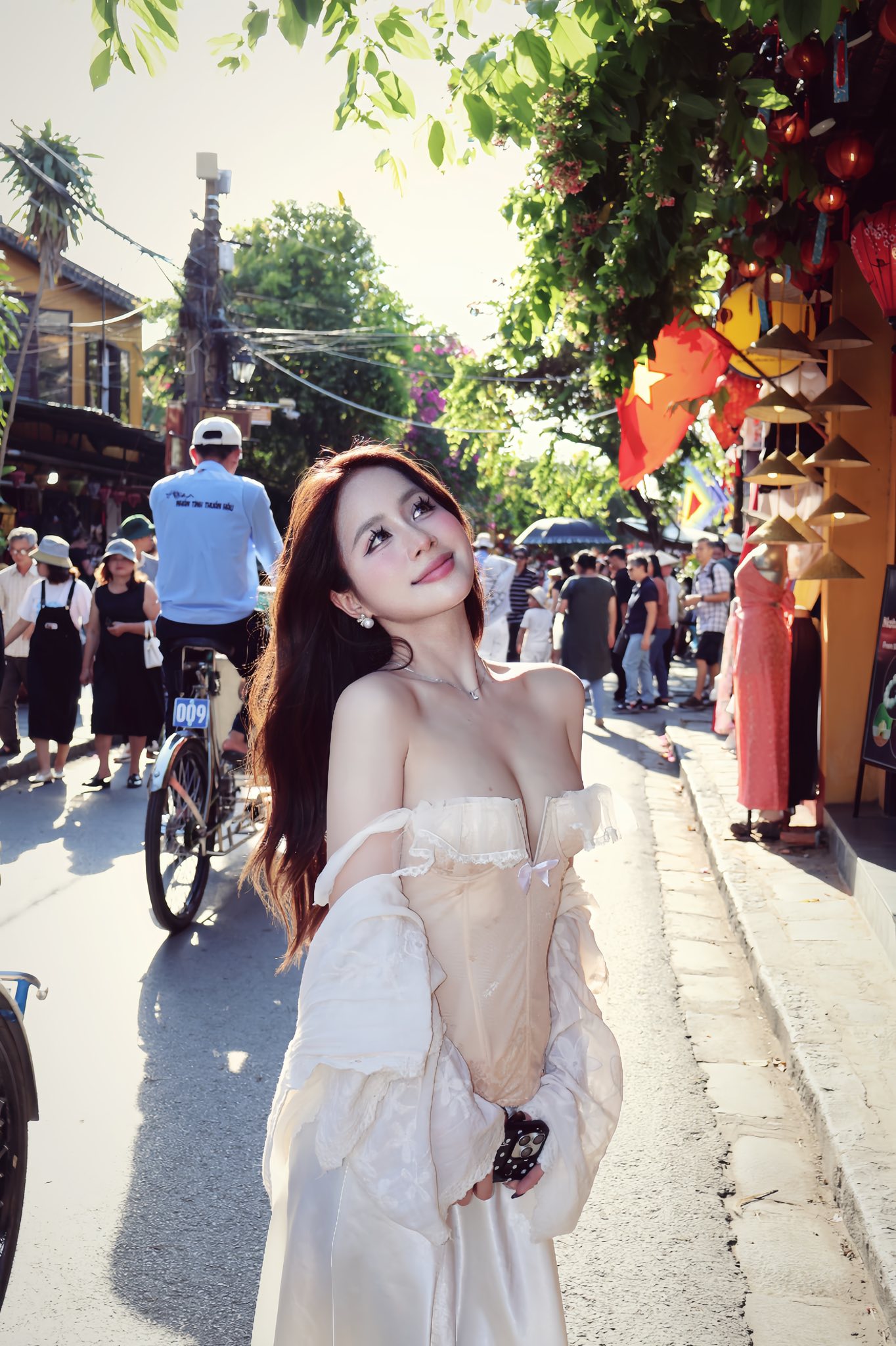 Tự tin thả dáng dịp 8/3, có lẽ hot girl này chính là bông hoa đẹp nhất- Ảnh 6.