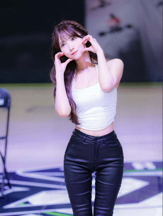 Yua Mikami bất ngờ bị tố "giả nai", đáp trả gay gắt không nhân nhượng- Ảnh 4.