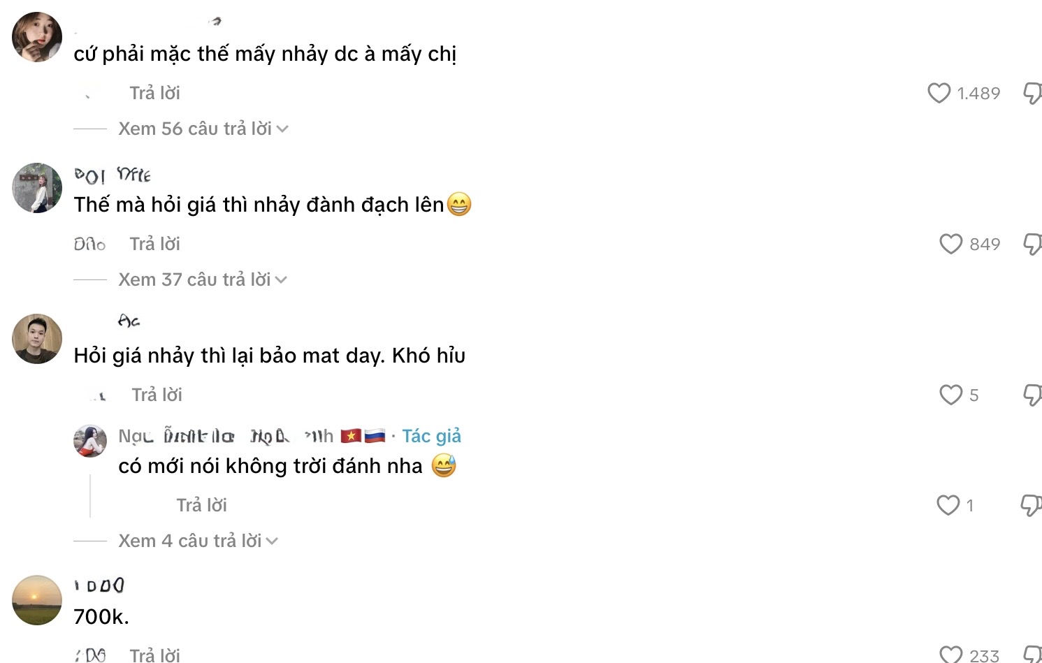 Diện đồ cực ngắn nhảy TikTok, netizen ngán ngẩm "cạn lời" với TikToker mới nổi- Ảnh 4.