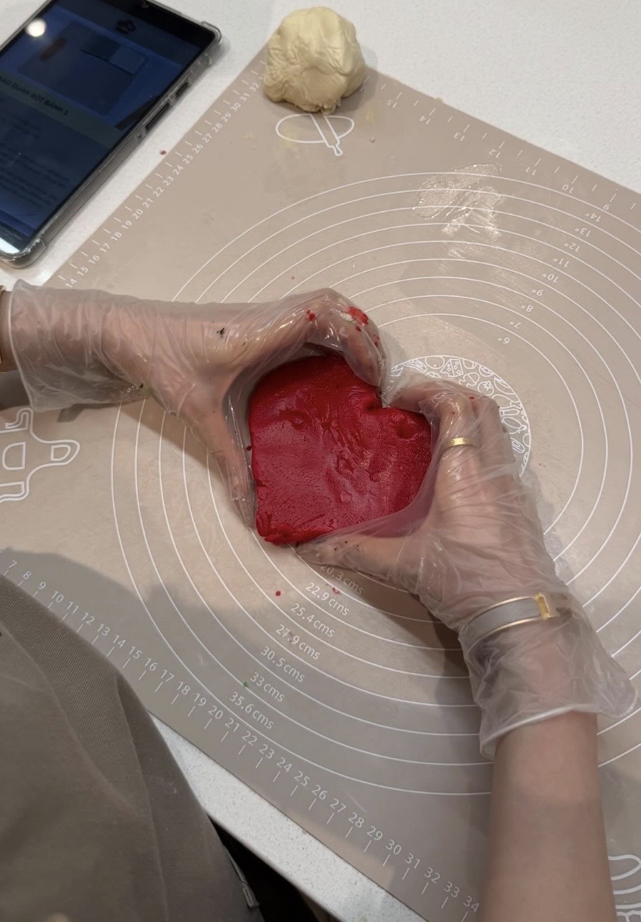 Nàng thơ vào bếp, Rosé Việt Nam khiến netizen "tan chảy" vì quá ngọt ngào!- Ảnh 4.