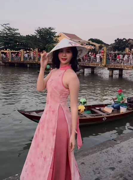 Hóa thân thành nàng thơ Việt, thiếu nữ Myanmar "đốn tim" cộng đồng mạng- Ảnh 3.