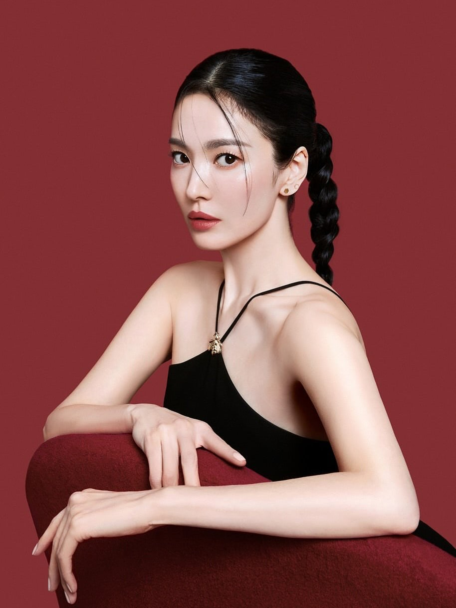 Tuổi 20 của Song Hye Kyo chưa phải là xinh đẹp nhất nhưng cuốn không thể tả- Ảnh 9.