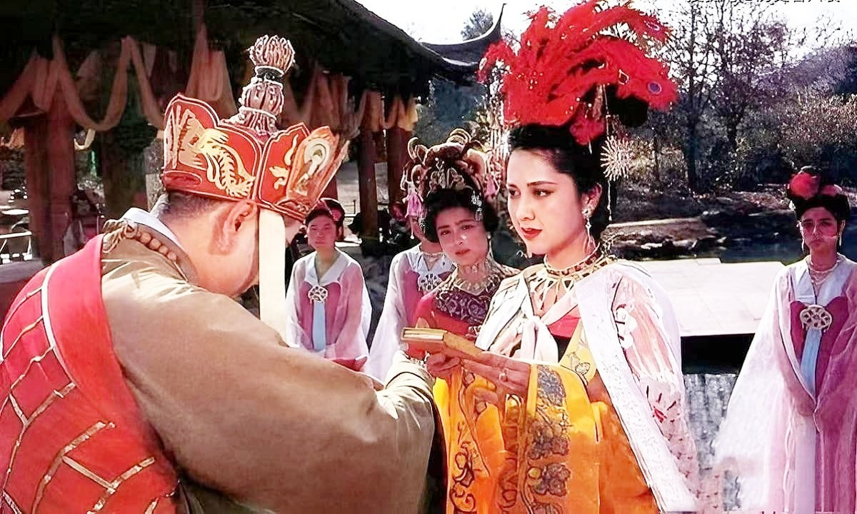 Vỡ mộng Nữ Nhi Quốc: Nguyên tác "dark" đến mức đạo diễn Tây Du Ký 1986 phải thay đổi toàn bộ để cứu vãn tuổi thơ!- Ảnh 2.