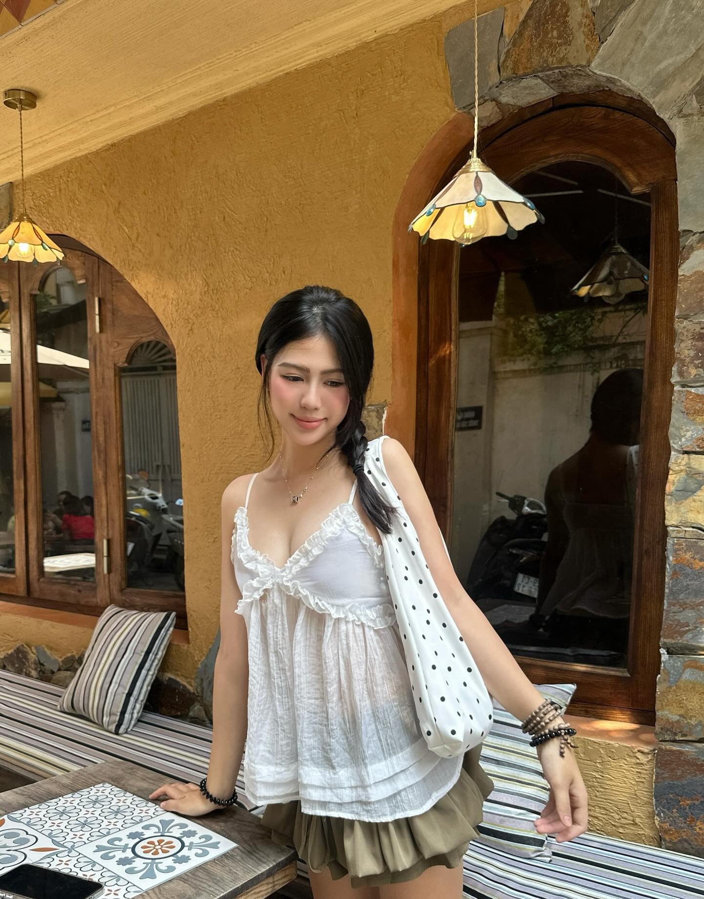 Lộ diện nhan sắc của cô gái cả mạng xã hội tìm kiếm- Ảnh 4.