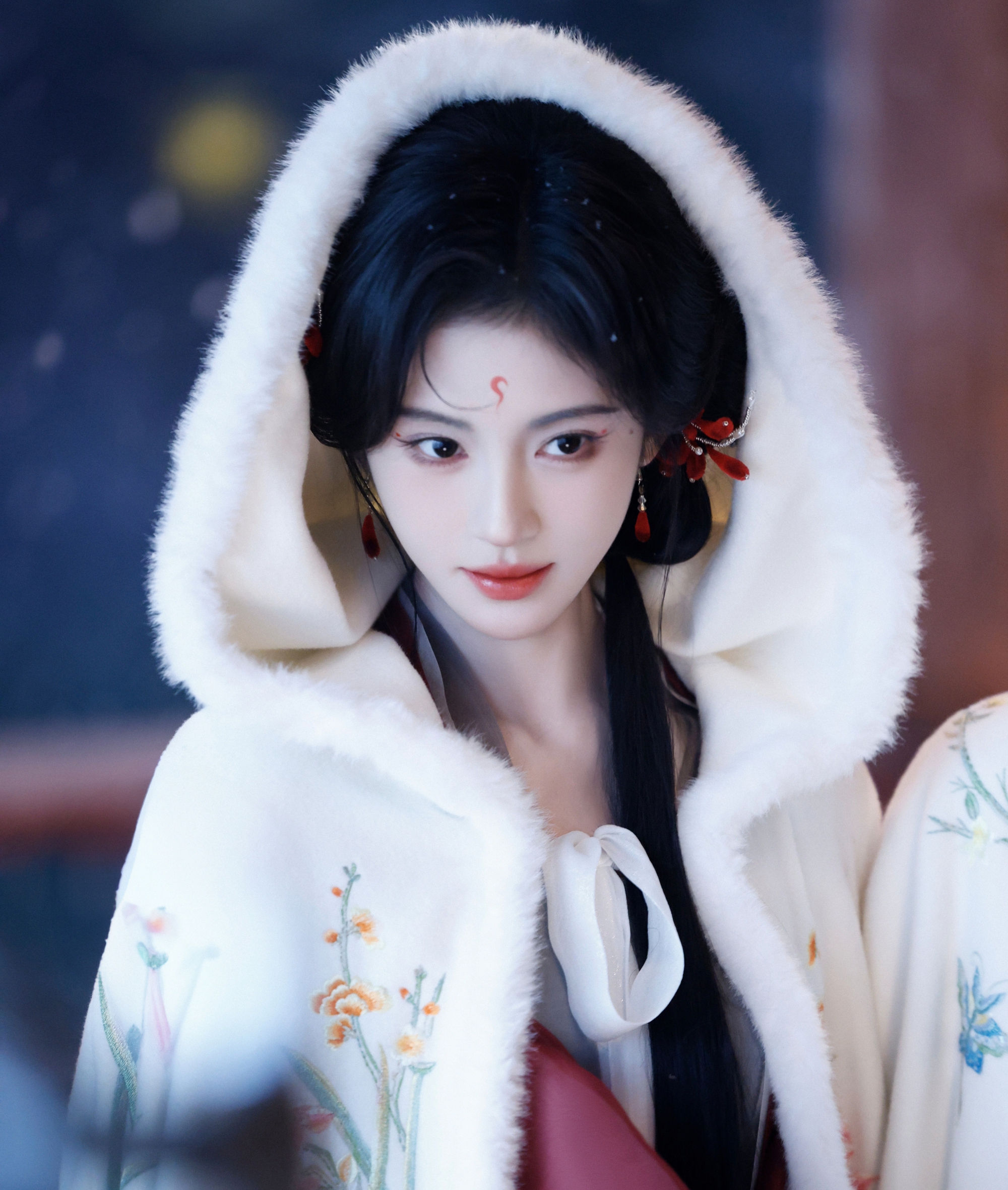 Nàng hồ ly đẹp nhất Trung Quốc hiện tại: Gương mặt chứa cả thiên hà nhan sắc, vừa thánh khiết vừa tàn nhẫn mới tài- Ảnh 3.