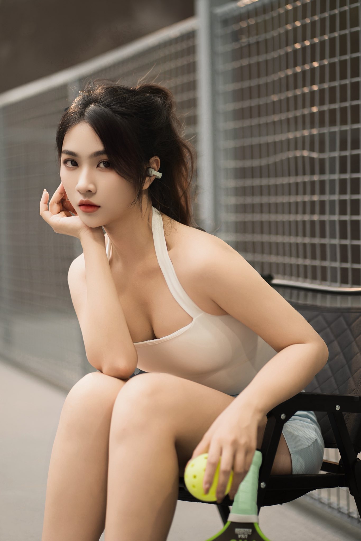 Công khai ủng hộ Ronaldo đến mức này, hot girl xinh đẹp khiến người xem thích thú- Ảnh 1.
