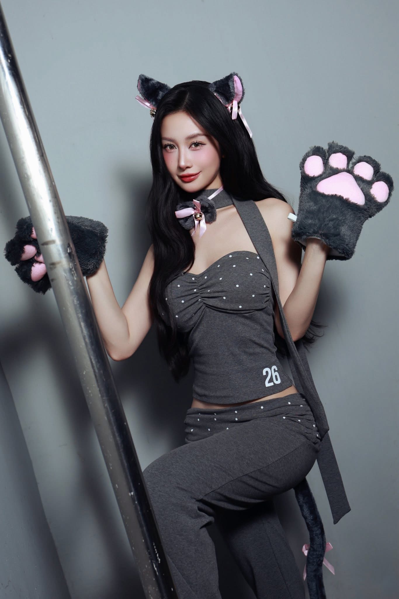 Thánh nữ làng game gây "chấn động" khi tung bộ ảnh tự nhận "hóa thú"- Ảnh 6.