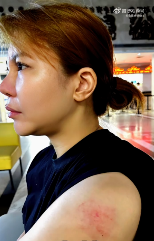 Cuộc sống hiện tại của cô gái từng viral với câu nói: "Tôi thà ngồi khóc trong xe BMW còn hơn ngồi cười sau xe đạp"?- Ảnh 5. Cuộc sống hiện tại của cô gái từng viral với câu nói: "Tôi thà ngồi khóc trong xe BMW còn hơn ngồi cười sau xe đạp"?- Ảnh 5.