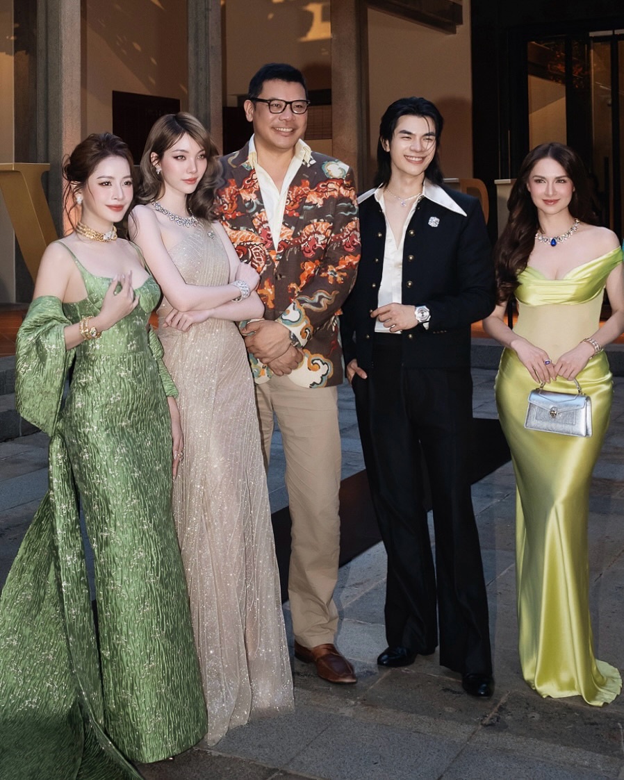 Vbiz có mỹ nhân được báo Trung khen đẹp nhất Việt Nam, đứng cạnh sao quốc tế nhưng chưa biết "lép vế" là gì- Ảnh 5.