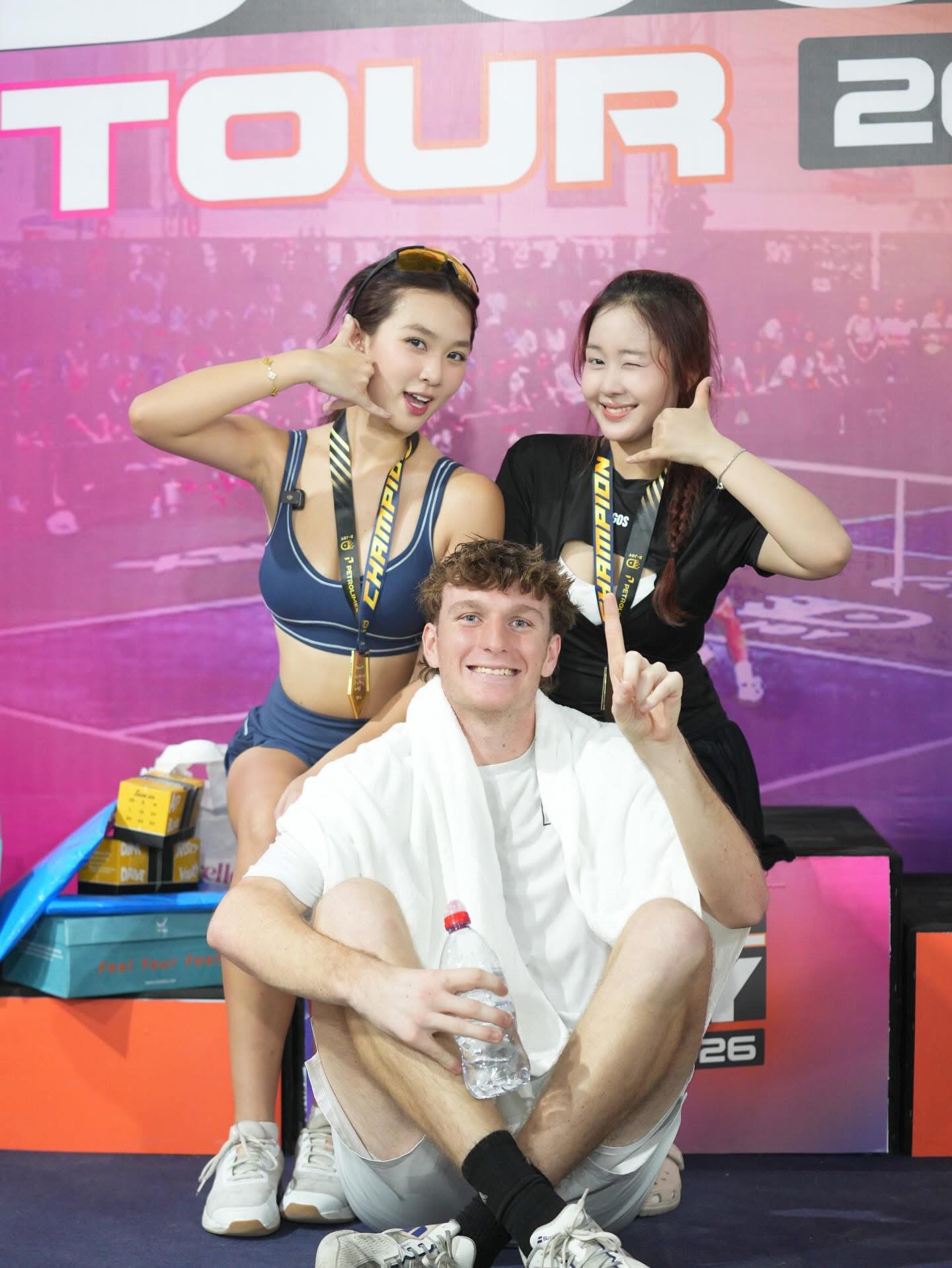 Từ "thị phi" Pickleball đến màn lột xác, Em Kim "phủ sóng" danh tiếng cùng bạn bè quốc tế- Ảnh 6.