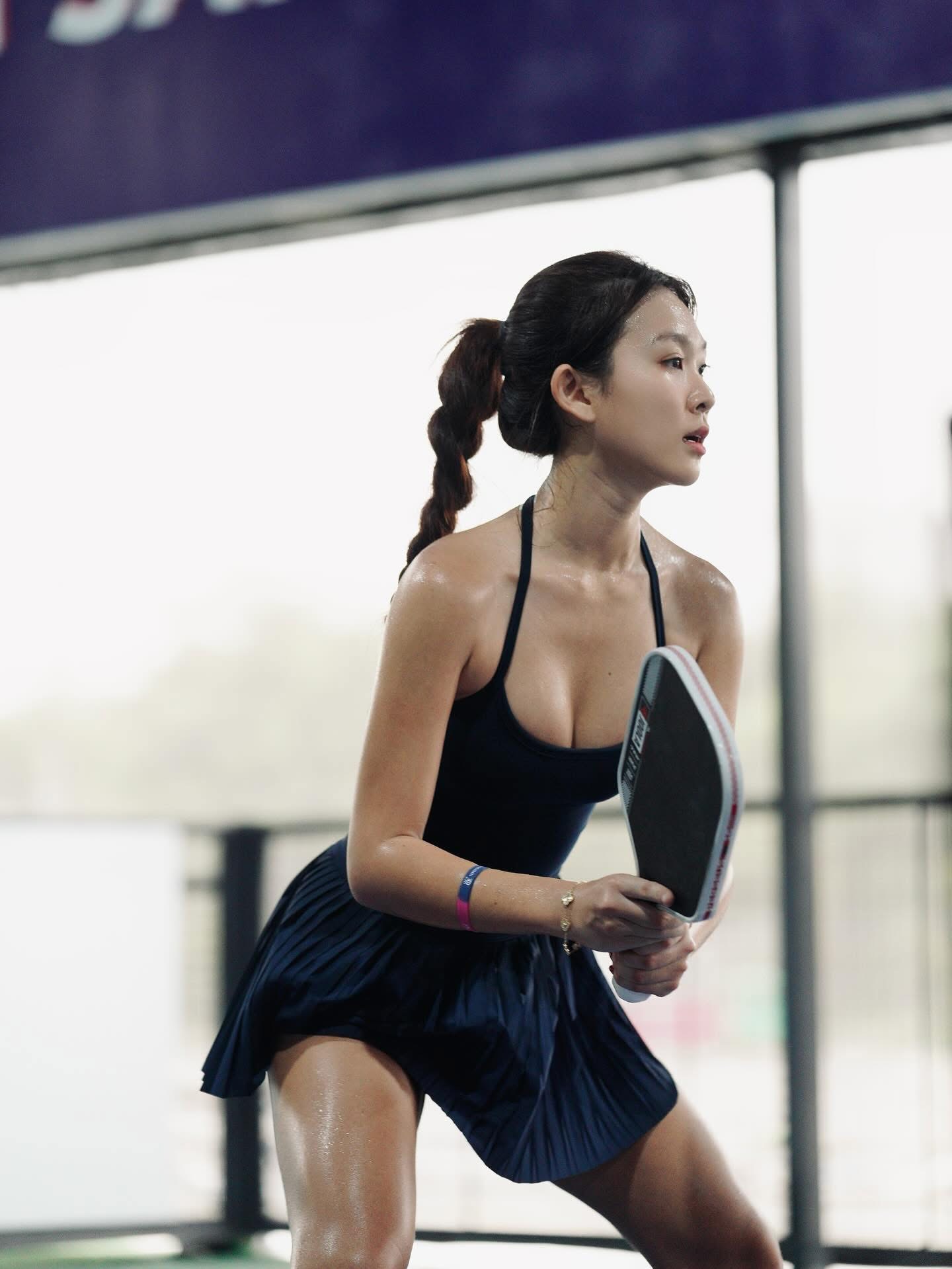 Từ "thị phi" Pickleball đến màn lột xác, Em Kim "phủ sóng" danh tiếng cùng bạn bè quốc tế- Ảnh 1.