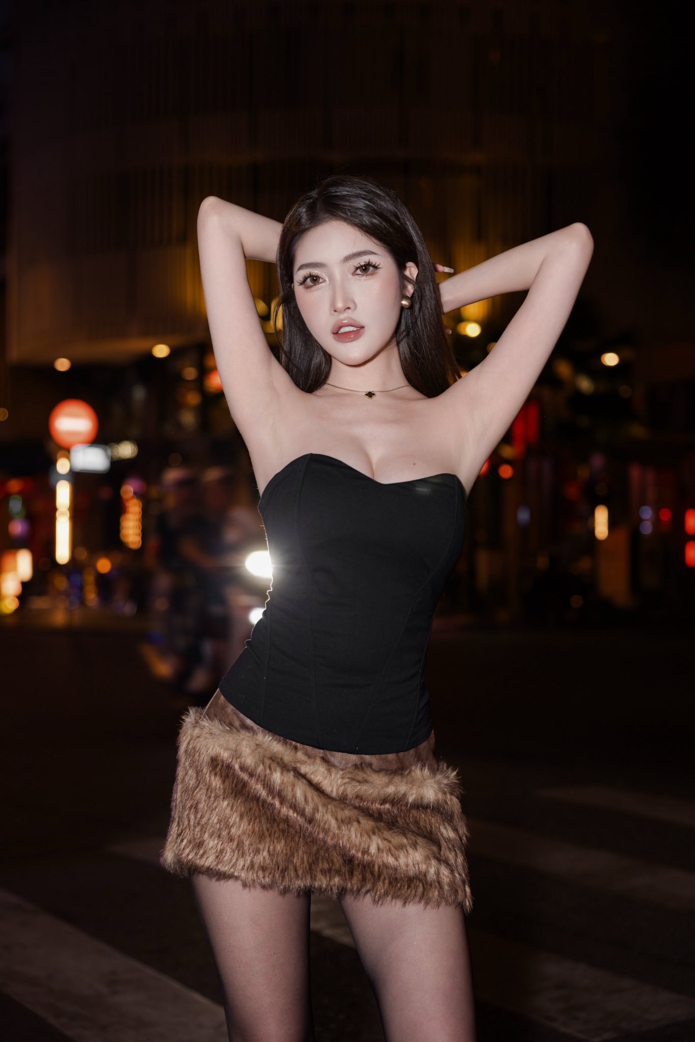 "Thánh nữ Ghiền Mì Gõ" khoe khéo vóc dáng chuẩn người mẫu, nhan sắc ngày càng thăng hạng- Ảnh 6.