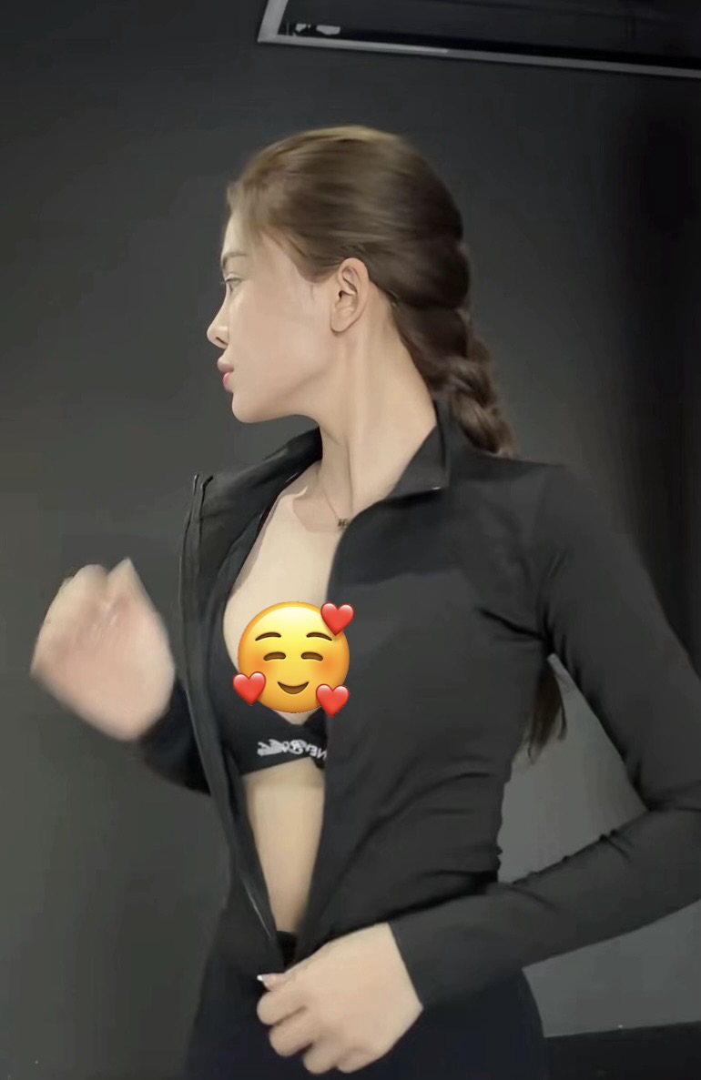 Hà Môi chẳng ngại "var", thể hiện thái độ khi bị mỉa mai "làm màu" ở phòng gym- Ảnh 2.