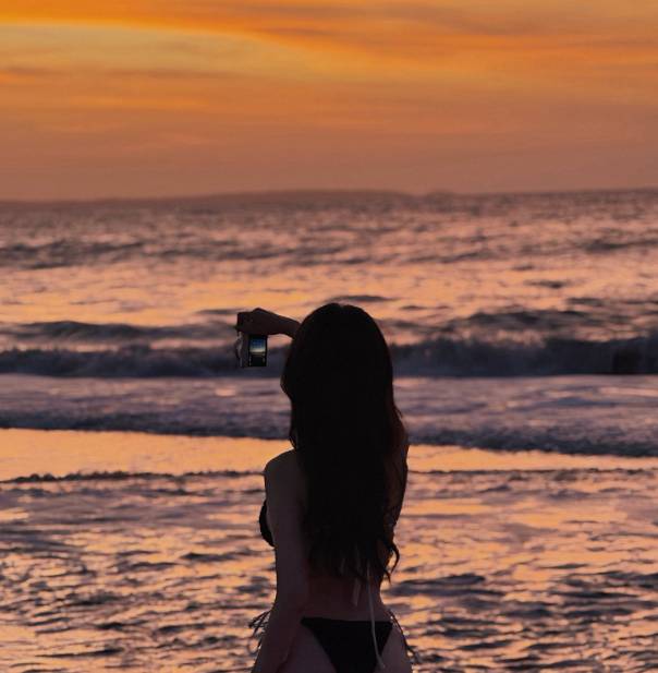 "Thánh nữ Ghiền Mì Gõ" khoe khéo vóc dáng chuẩn người mẫu, nhan sắc ngày càng thăng hạng- Ảnh 5.