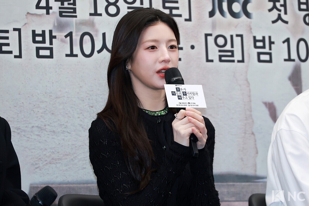 Mỹ nhân mang gương mặt định hình thẩm mỹ của cả Hàn Quốc: Visual tuyệt tác phòng mổ, đẹp không thể tả nổi- Ảnh 3.