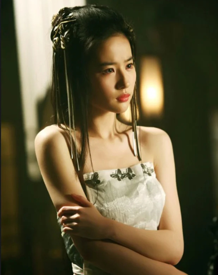 Lưu Diệc Phi và hành trình thoát mác "Thần tiên tỷ tỷ" bằng loạt cảnh táo bạo- Ảnh 7.