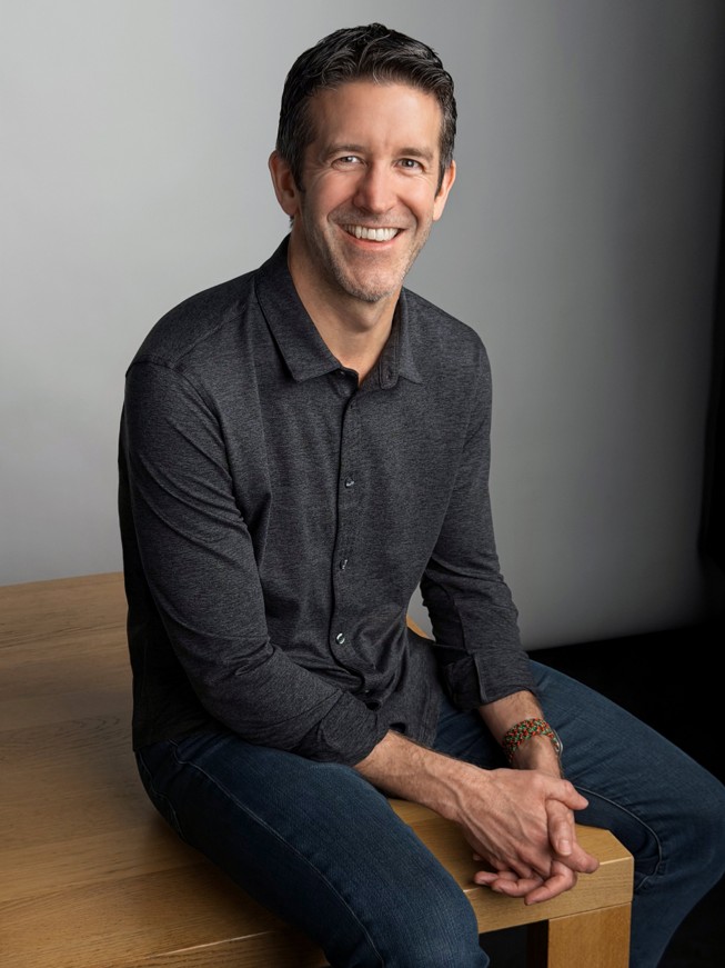 Tim Cook trở thành Chủ tịch Điều hành của Apple, John Ternus kế nhiệm trở thành CEO của Apple- Ảnh 1.