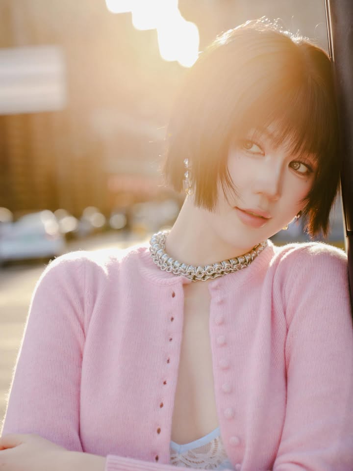 Ngọc Trinh khoe vóc dáng khiến cộng đồng mạng ngỡ ngàng- Ảnh 2.