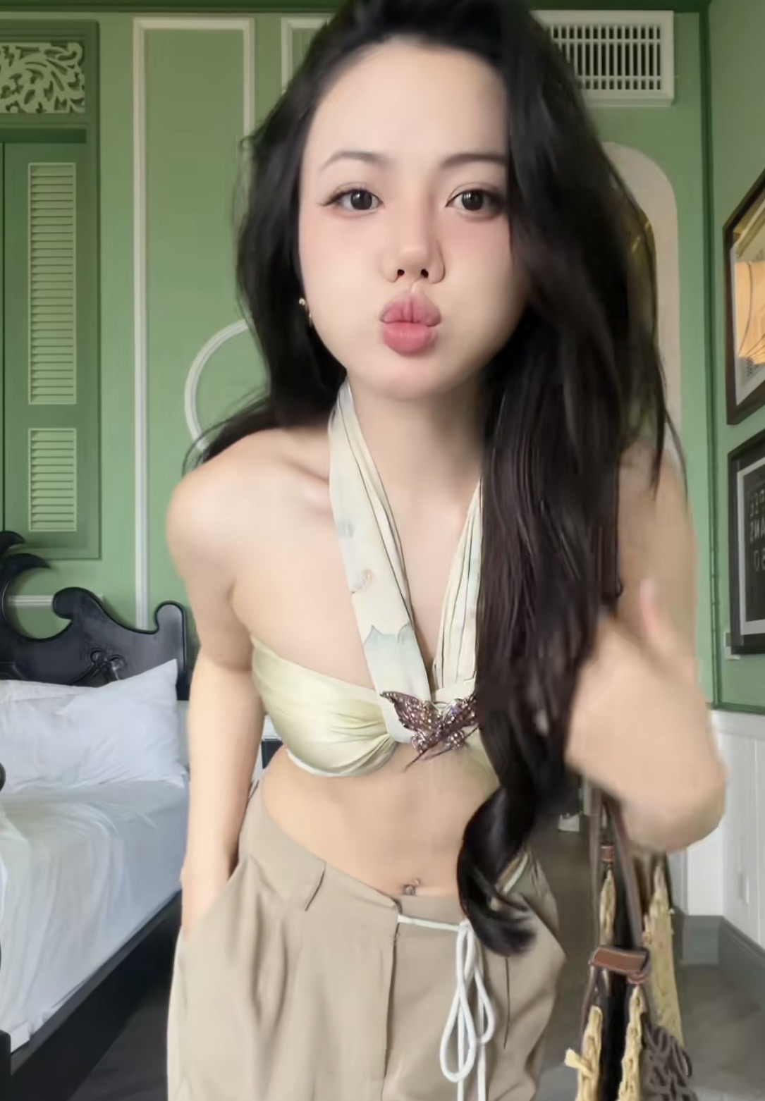 Ý Nhi phá đảo thế giới ảo, lên đồ nhảy Audition đời thực cực "slay"- Ảnh 5.