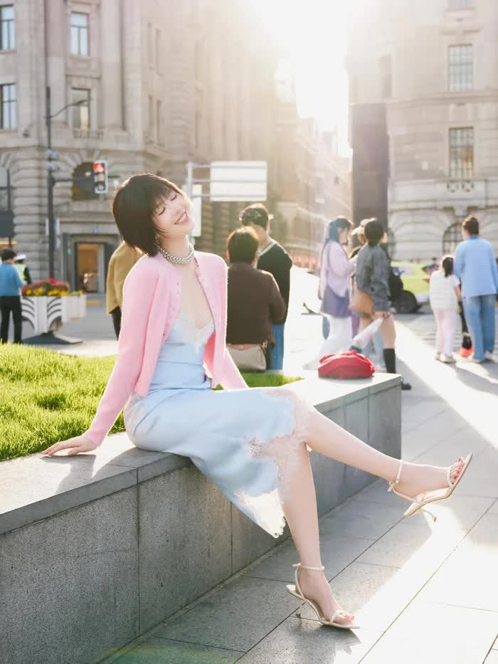 Ngọc Trinh khoe vóc dáng khiến cộng đồng mạng ngỡ ngàng- Ảnh 4.