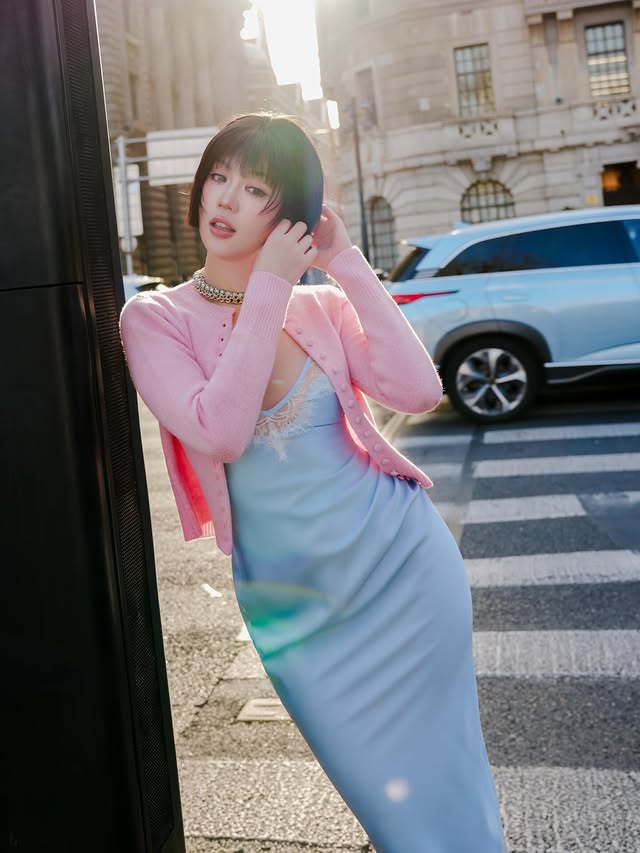 Ngọc Trinh khoe vóc dáng khiến cộng đồng mạng ngỡ ngàng- Ảnh 3.