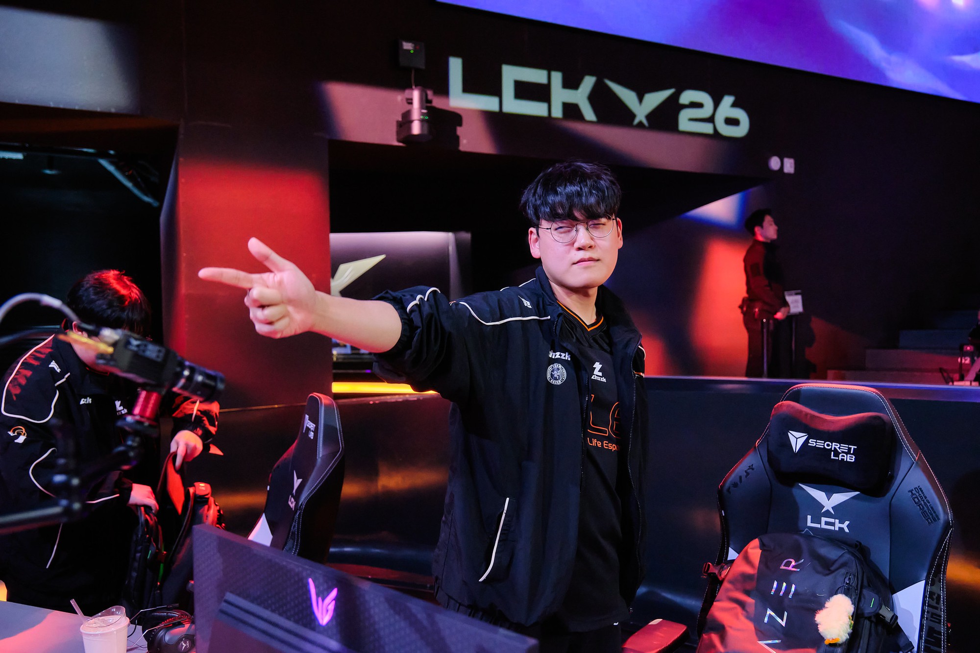 Pha xử lý "tưởng không hay nhưng hay không tưởng" của Gumayusi trận thắng Gen.G- Ảnh 1.