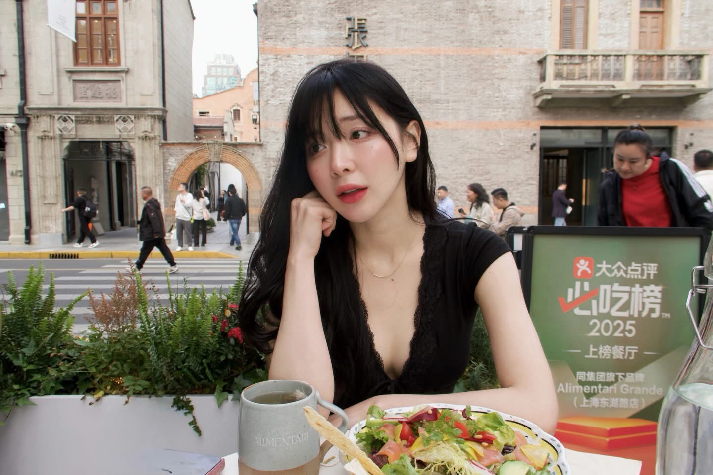 Nữ thần mặt mộc bị fan nam quay xe- Ảnh 6.