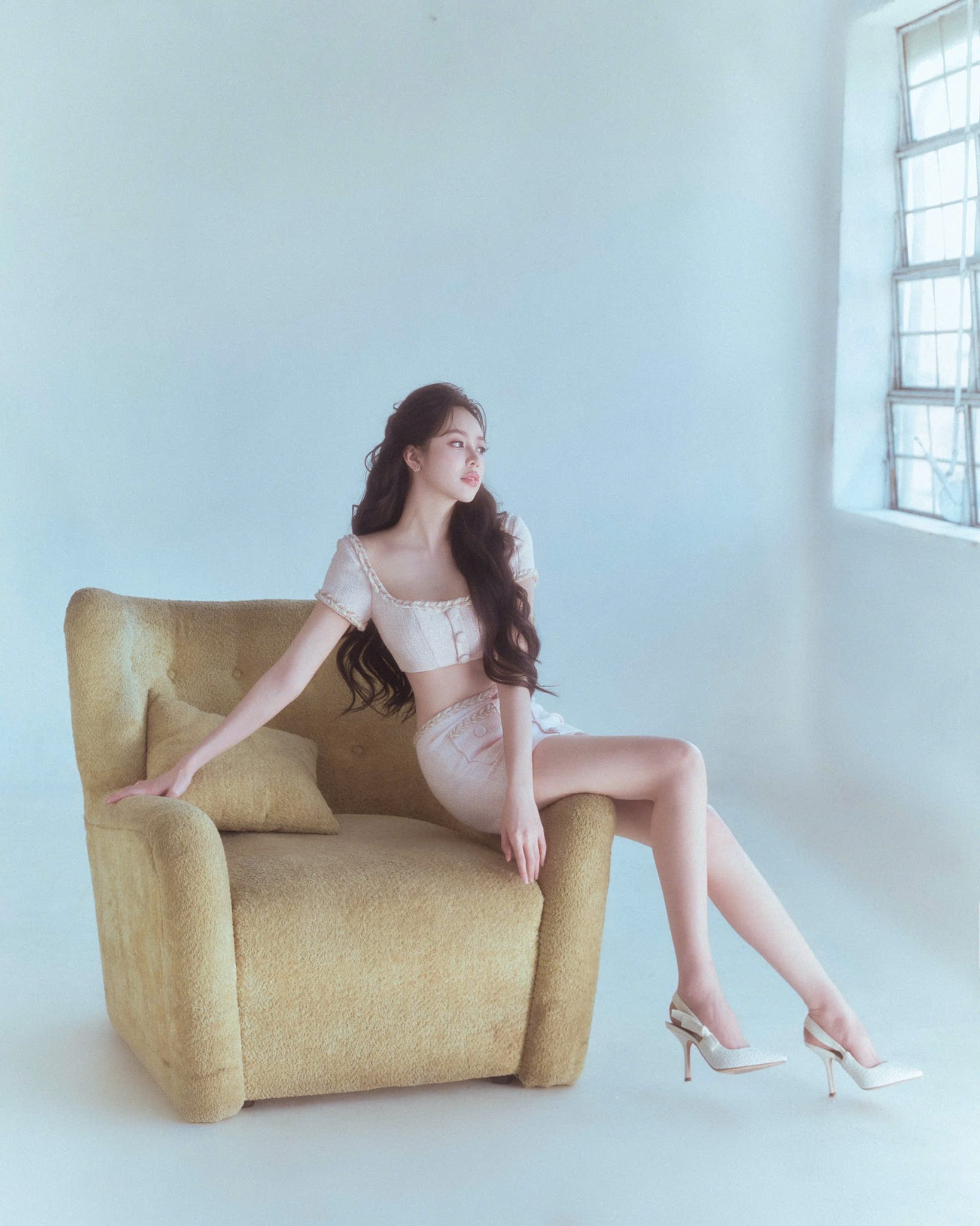 Nàng hậu 2K2 hóa nàng thơ trong bộ ảnh mới: Nhan sắc ngọt ngào thế này ai mà chịu cho nổi- Ảnh 7.