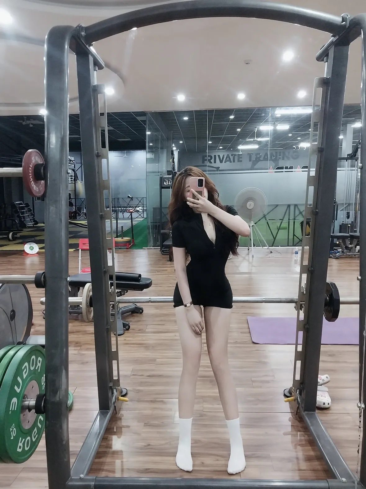 Khoe khéo vòng eo "con kiến", hot girl khiến anti-fan "nín lặng" đến mức không dám bắt bẻ- Ảnh 1.