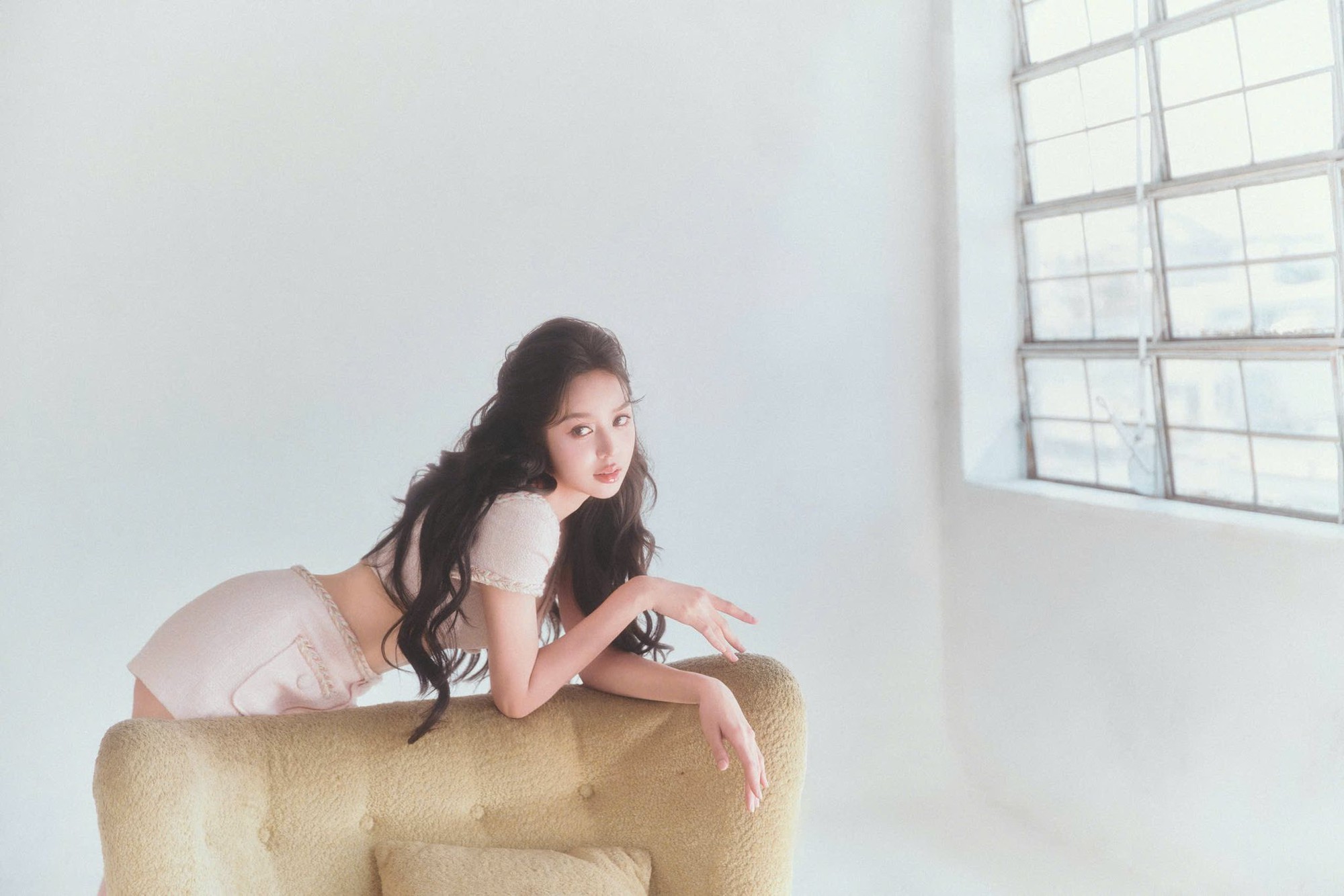 Nàng hậu 2K2 hóa nàng thơ trong bộ ảnh mới: Nhan sắc ngọt ngào thế này ai mà chịu cho nổi- Ảnh 8.