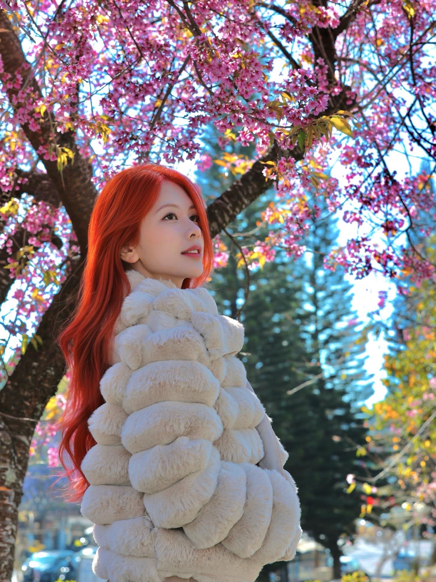 "Người yêu Johnny Trí Nguyễn": Kém nam diễn viên 24 tuổi, được báo Trung ca ngợi là nữ thần- Ảnh 7.