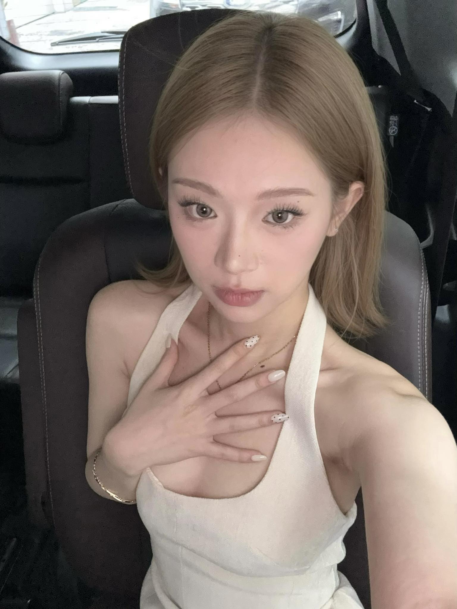 Nhan sắc Linh Ka thăng hạng, đại diện Việt Nam tại bảng xếp hạng sắc đẹp thế giới- Ảnh 6.