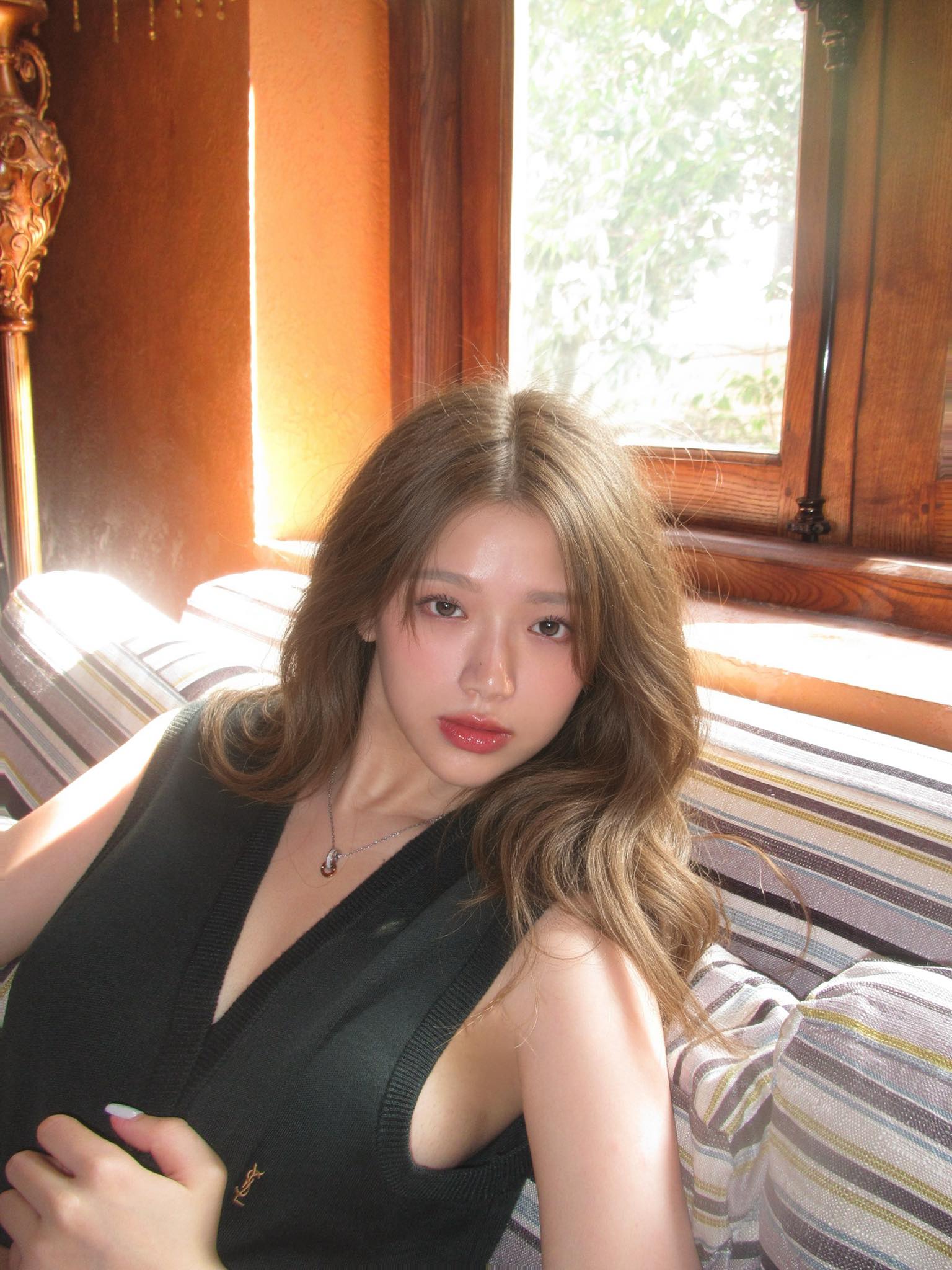 Nhan sắc Linh Ka thăng hạng, đại diện Việt Nam tại bảng xếp hạng sắc đẹp thế giới- Ảnh 7.