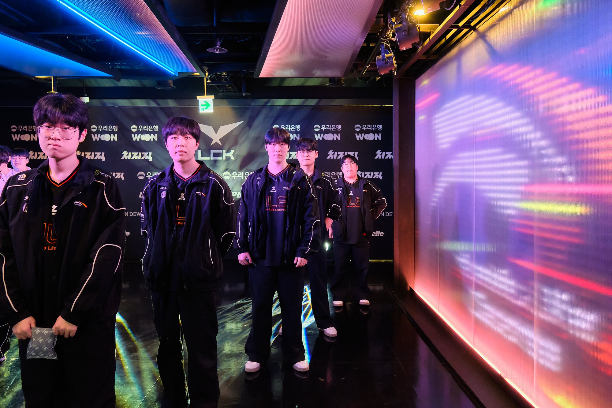 Một tuyển thủ gần như bị "lãng quên" trong chiến thắng của HLE- Ảnh 3.