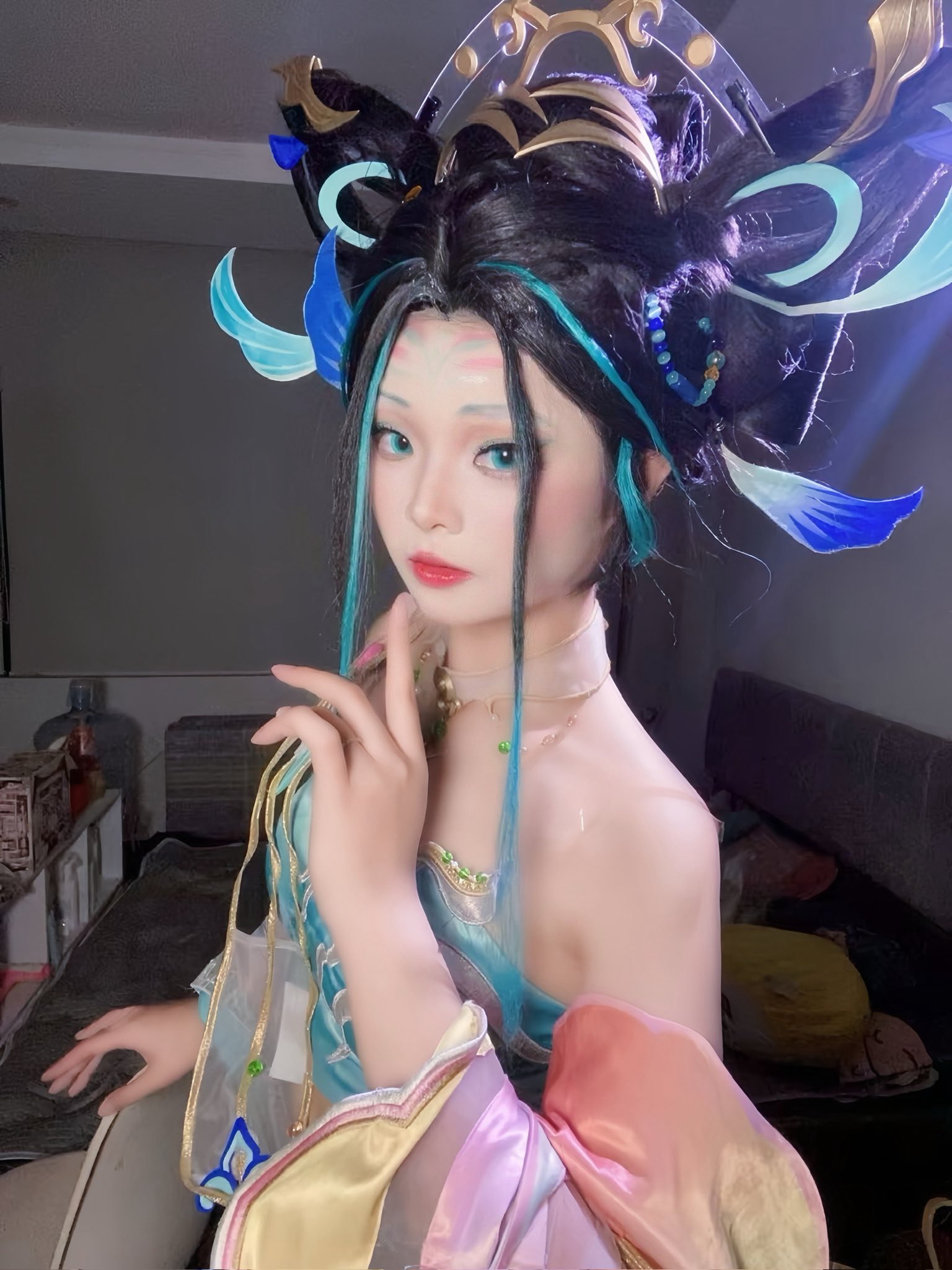 Công khai "bán quạt", nữ coser khiến triệu anh em game thủ "hoảng hồn"- Ảnh 5.