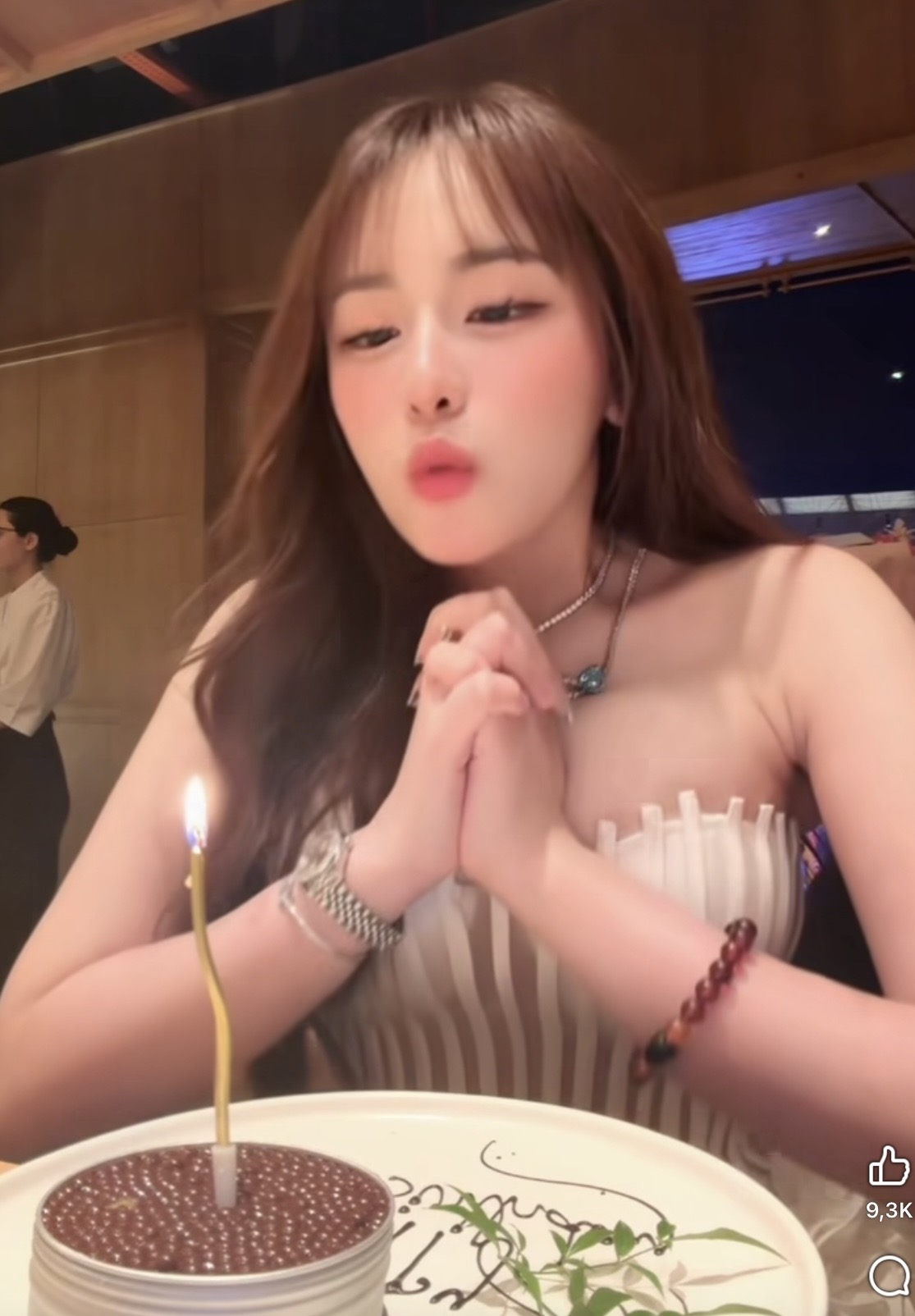 Có hay không chuyện cố tình dàn dựng góc quay, diện đồ o ép "câu view", lời phân trần của "idol bida"- Ảnh 5.