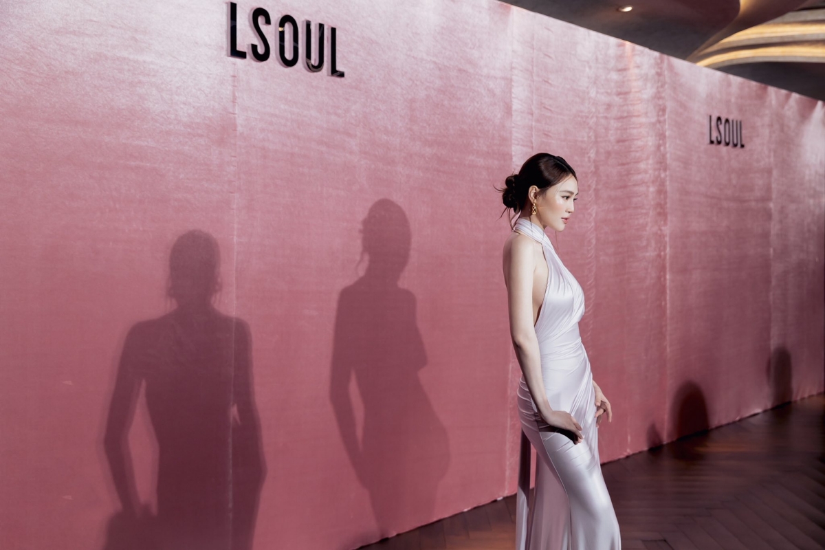 Người duy nhất đẹp hơn mỹ nhân Việt này là cô ấy hồi trẻ: Dàn sao nam mê mệt, làm dâu trăm họ đúng nghĩa- Ảnh 2.