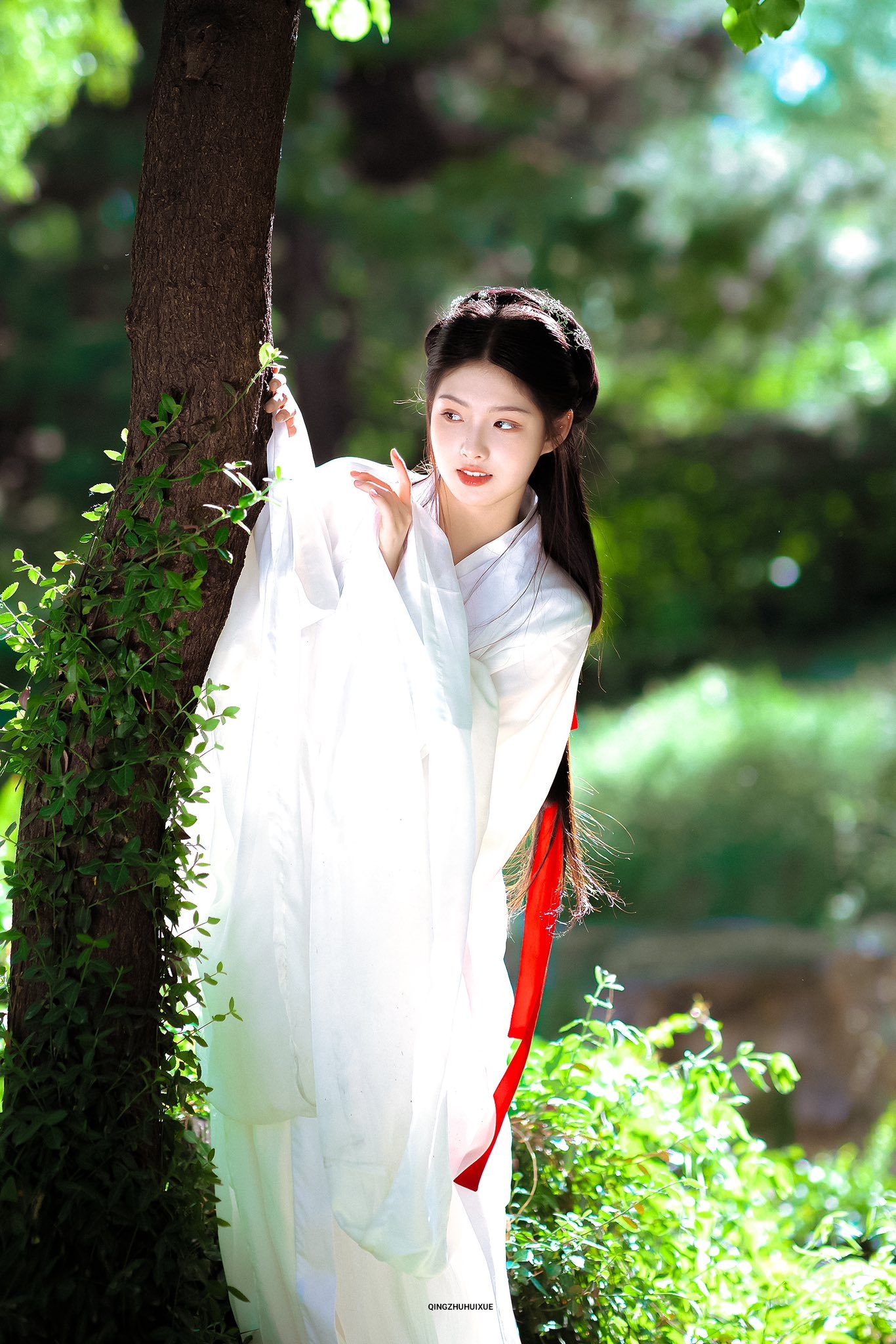 Mới có một Tiểu Long Nữ bớt 7 phần lạnh lùng, thêm 3 phần dịu ngọt: Mỹ nhân cổ trang trời sinh, 17 tuổi chạm đỉnh nhan sắc- Ảnh 6.