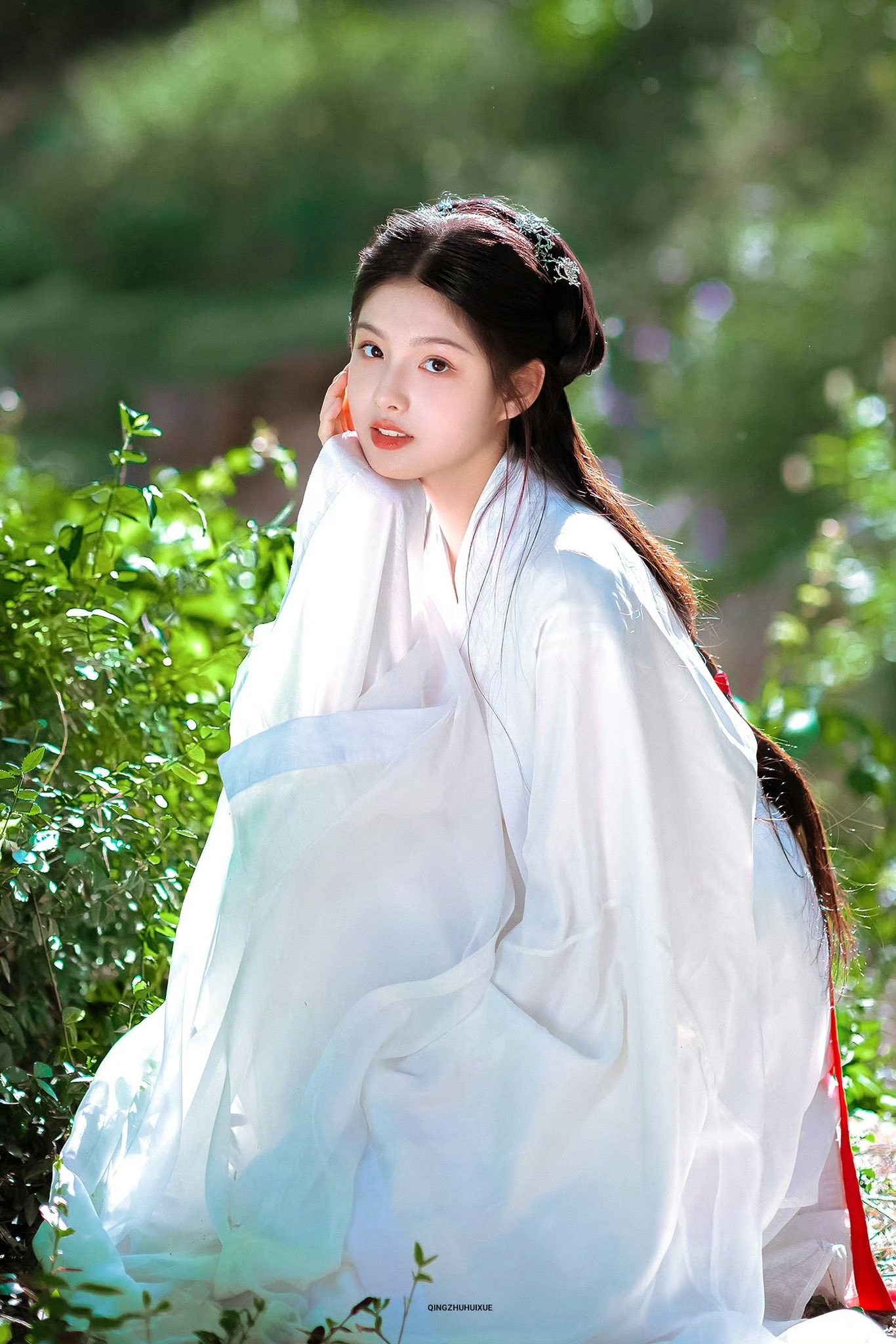 Mới có một Tiểu Long Nữ bớt 7 phần lạnh lùng, thêm 3 phần dịu ngọt: Mỹ nhân cổ trang trời sinh, 17 tuổi chạm đỉnh nhan sắc- Ảnh 5.